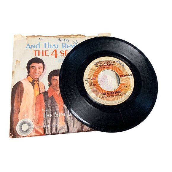 Vintage 45 RPM Vinyl Record The 4 Seasons "And That Reminds Me" - Picture 1 of 3